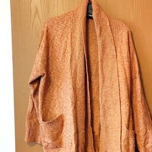 Double pocket cardigans